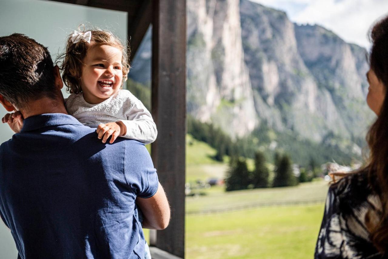 Biancaneve Family Hotel Selva di Val Gardena Exterior foto