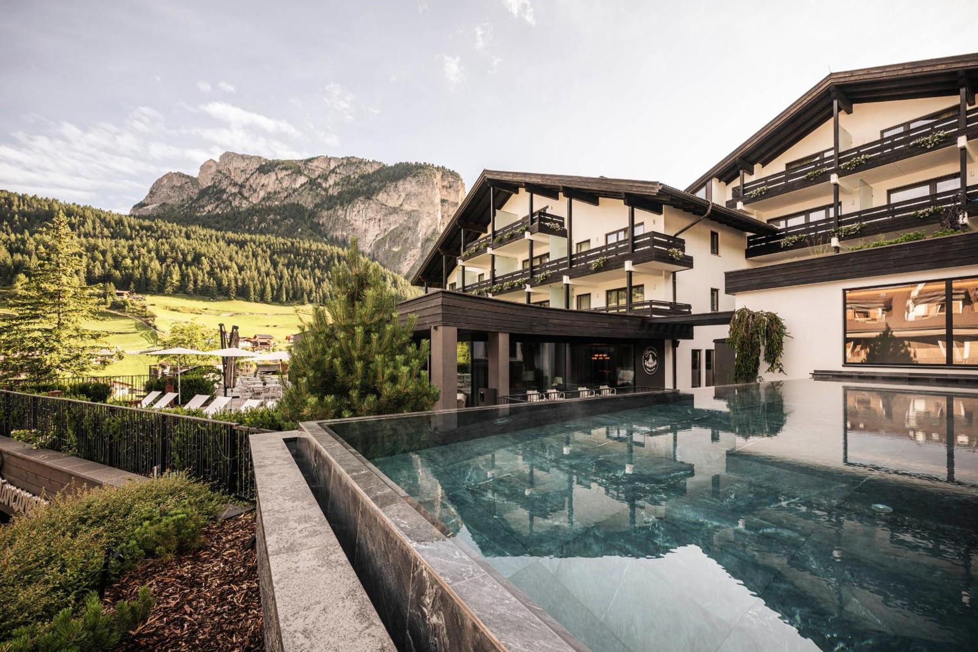 Biancaneve Family Hotel Selva di Val Gardena Exterior foto