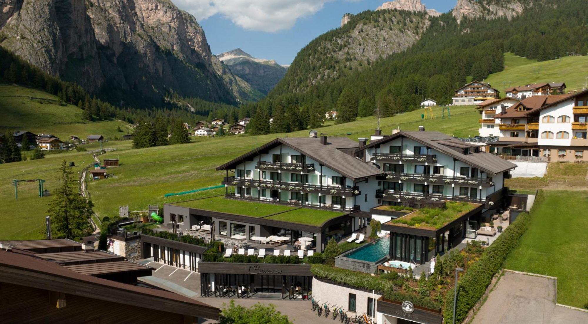 Biancaneve Family Hotel Selva di Val Gardena Exterior foto